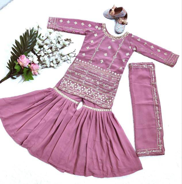 Trending Sequins Georgette Kids wear manufacturers in Kolkata